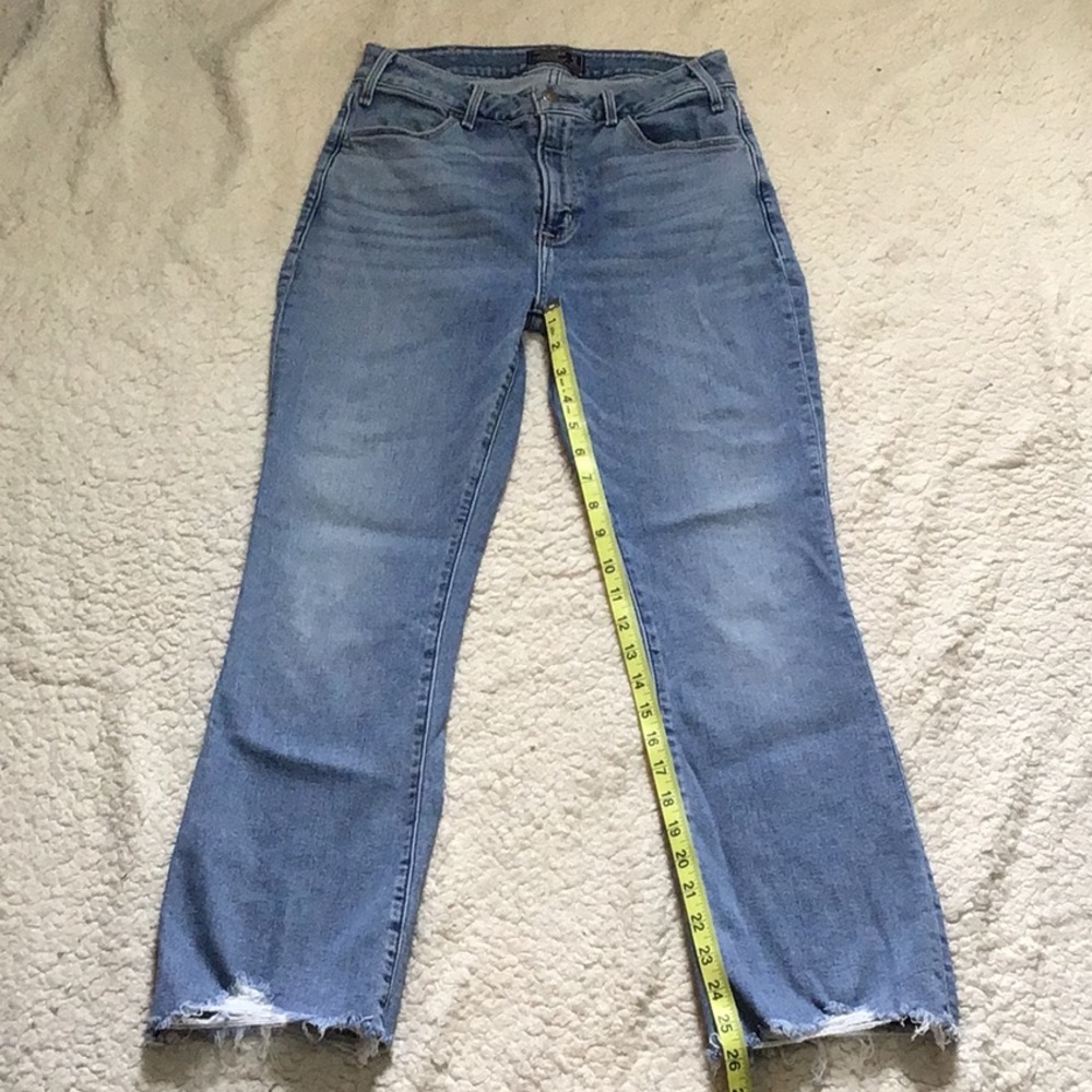 🌸 Abercrombie 🌴 Simone high rise fray hem ankle Jeans - Picture 9 of 13